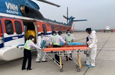 Realizan con éxito vuelo de emergencia para paciente en Truong Sa
