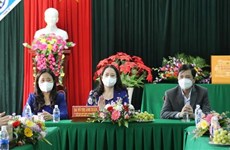 Vicepresidenta vietnamita realiza visita de trabajo a provincia central