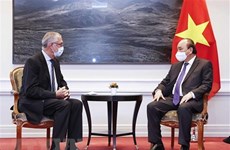 Presidente de Vietnam recibe a ejecutivos de empresas líderes de Suiza