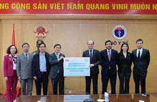 Recibe Ministerio de Salud de Vietnam lote de vacuna contra COVID-19 donado por Argentina