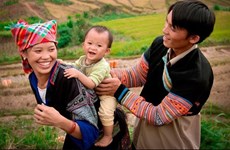 Mejora en Vietnam atención de salud reproductiva para mujeres de minorías étnicas