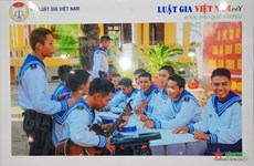 Inauguran exposición fotográfica sobre abogados con el mar e islas de Vietnam