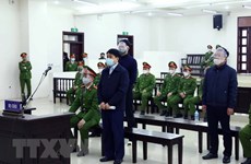 Condenan a exdirigente de Hanoi a pagar indemnización de más de un millón de dólares