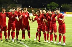 Vietnam avanza a semifinales de Copa AFF Suzuki con goleada a Camboya