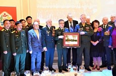 Agradecen a veteranos rusos por respaldo a Vietnam en la pasada guerra