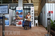 Tailandia considera retrasar exención de cuarentena para turistas extranjeros