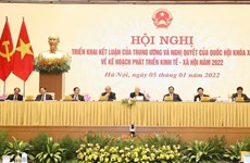 Premier de Vietnam aboga por solidaridad, adaptación, recuperación y desarrollo en 2022