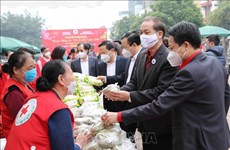 Hanoi brinda apoyo a ciudadanos desfavorecidos en ocasión de Tet
