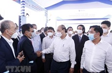 Presidente vietnamita asiste a apertura al tráfico de autopista clave del delta del Mekong