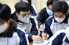 Exhortan a preparar planes lectivos de compensación en regreso a escuelas en Vietnam