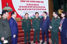 Presidente del Parlamento vietnamita felicita a fuerzas militares y policiacas de Hanoi por el Tet