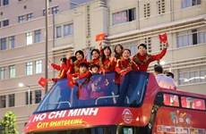 Ciudad Ho Chi Minh da bienvenida a jugadoras de selección nacional de fútbol femenino