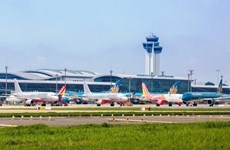 Vietnam abre vuelos internacionales a 20 países y territorios