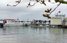 Aceleran socorro por accidente fluvial en sitio turístico en Vietnam