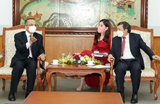 Vietnam impulsa cooperación en turismo con Nepal y Maldivas