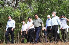 Primer ministro vietnamita realiza visita de trabajo a provincia de Binh Phuoc