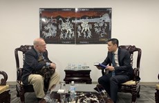 Diplomático vietnamita agradece aportes de amigo estadounidense John McAucliff