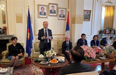 Embajada de Vietnam en Francia felicita la fiesta Bunpimay de Laos