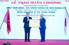 Japón entrega Orden del Sol Naciente a profesor vietnamita