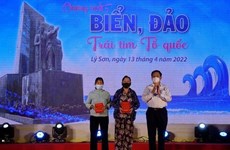 Efectúan programa artístico sobre el mar e islas vietnamitas