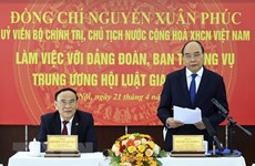 Presidente de Vietnam trabaja con la Asociación de Juristas