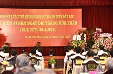 Presidente Nguyen Xuan Phuc resalta aportes de estudiantes del Sur 
