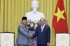Presidente vietnamita recibe al ministro indonesio de Defensa 