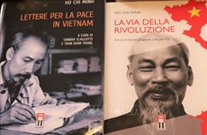 Escritores extranjeros apasionados por legado del Presidente Ho Chi Minh