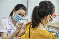 Vietnam confirma más de mil 300 casos de COVID-19 este martes