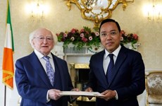 Embajador vietnamita presenta cartas credenciales al presidente irlandés