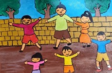  Exhibición de pinturas en Hanoi refleja sueños de niños menos favorecidos