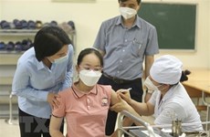 Registra Vietnam leve aumento de cifra de casos diarios de COVID-19