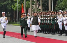 Ministro de Defensa de India realiza visita oficial a Vietnam 