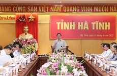 Premier vietnamita pide a Ha Tinh promover inteligencia y valentía del pueblo