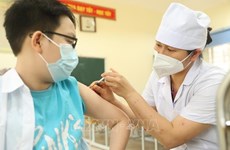 Vietnam distribuye 2,6 millones de dosis adicionales de vacuna antiCOVID-19 para niños 