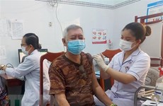 Disminuyen casos diarios de COVID-19 en Vietnam