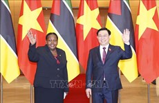 Presidenta de Asamblea de Mozambique concluye visita a Vietnam