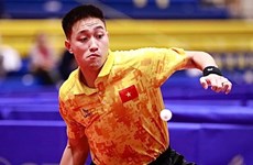Jugador vietnamita gana plata en campeonato regional de tenis de mesa