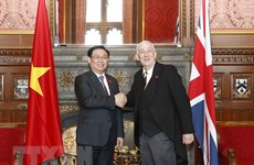Presidente del Parlamento vietnamita se reúne con titular de Cámara Baja británica