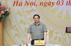 Primer ministro de Vietnam insta a mejorar trabajos de emulación y recompensa