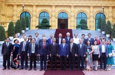 Presidente vietnamita alaba aportes de sector de ingeniería civil al desarrollo nacional