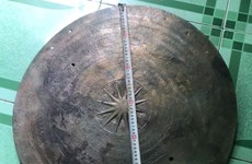 Descubren tambor de más de dos mil años de antigüedad en Dong Thap