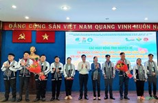 Jóvenes de Ciudad Ho Chi Minh participan en actividades voluntarias en Laos