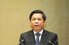 Vietnam y Laos promueven cooperación en sector de transporte