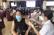 Vietnam registra mil 377 nuevos casos de COVID-19 este lunes