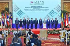ASEAN propone resolver asunto del Mar del Este por medios pacíficos