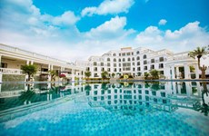 First resort in suburban Hanoi recognized with five-star standards