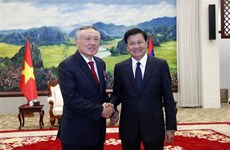 Presidente del Tribunal Popular Supremo de Vietnam realiza visita de trabajo en Laos