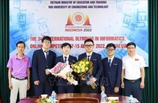 Todos concursantes vietnamitas en IOI 2022 ganan medallas