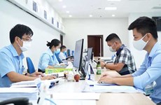  Provincia de Quang Ninh realiza trámites administrativos en oficina de correos